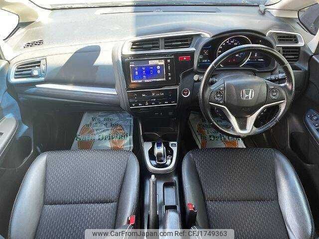 honda fit-hybrid 2015 CFJ1749363 image 1