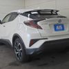 toyota c-hr 2017 REALMOTOR_N9024070035F-90 image 4