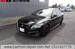 toyota crown 2018 CFJ1637179