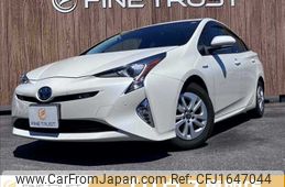 toyota prius 2018 CFJ1647044