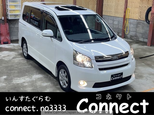 toyota noah 2007 -TOYOTA--Noah DBA-ZRR75W--ZRR75-0003924---TOYOTA--Noah DBA-ZRR75W--ZRR75-0003924- image 1