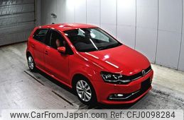 volkswagen polo 2017 -VOLKSWAGEN--VW Polo 6RCJZ-WVWZZZ6RZHU070932---VOLKSWAGEN--VW Polo 6RCJZ-WVWZZZ6RZHU070932-