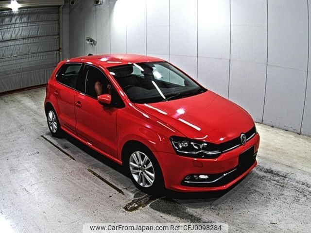 volkswagen polo 2017 -VOLKSWAGEN--VW Polo 6RCJZ-WVWZZZ6RZHU070932---VOLKSWAGEN--VW Polo 6RCJZ-WVWZZZ6RZHU070932- image 1