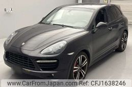 porsche cayenne 2012 CFJ1638246