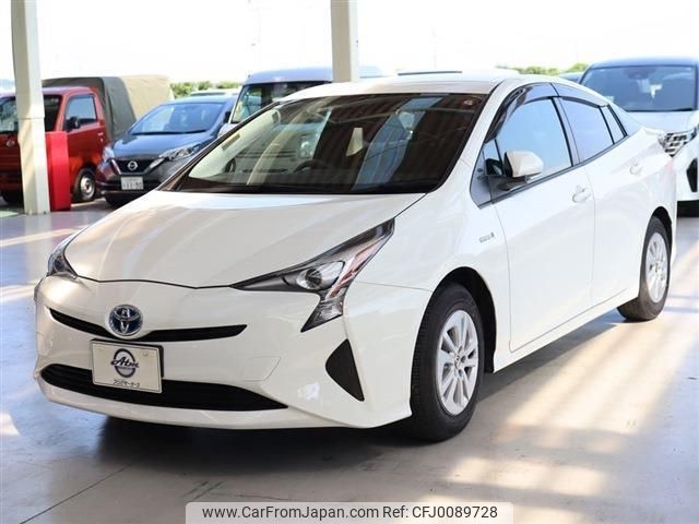 toyota prius 2018 -TOYOTA--Prius ZVW51--6068946---TOYOTA--Prius ZVW51--6068946- image 1