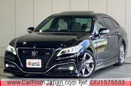 toyota crown 2018 CFJ1575533