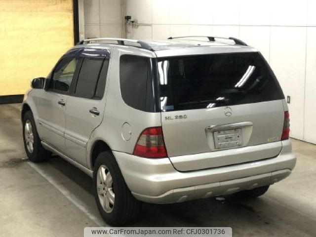 mercedes-benz ml-class 2005 -MERCEDES-BENZ--Benz ML 163157-WDC1631572A534286---MERCEDES-BENZ--Benz ML 163157-WDC1631572A534286- image 2