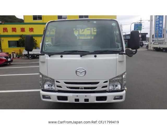 mazda titan 2016 CFJ1799419 image 1