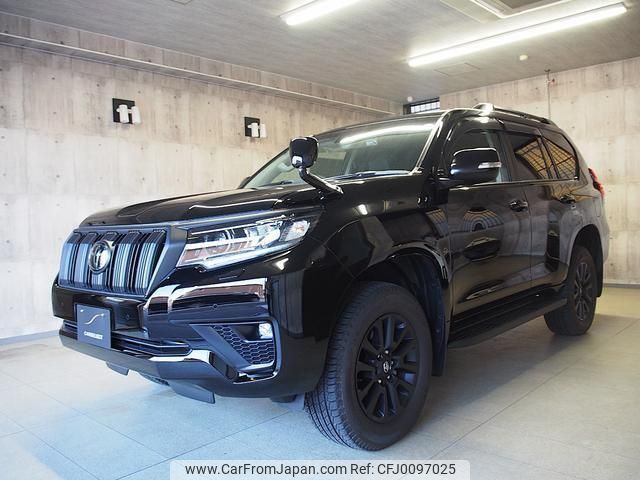 toyota land-cruiser-prado 2022 quick_quick_3DA-GDJ150W_GDJ150W-0076479 image 2