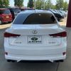 lexus is 2017 CFJ1656018 image 3