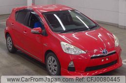 toyota aqua 2013 quick_quick_DAA-NHP10_2240875