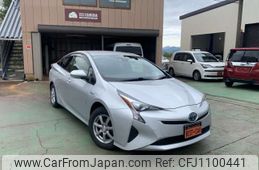 toyota prius 2018 -TOYOTA--Prius DAA-ZVW55--ZVW55-8058611---TOYOTA--Prius DAA-ZVW55--ZVW55-8058611-