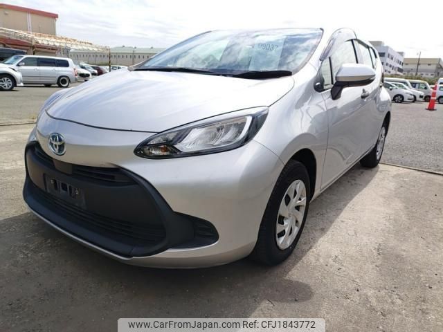 toyota aqua 2022 CFJ1843772 image 1