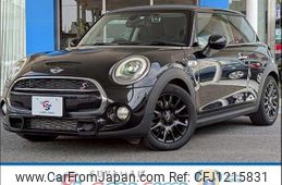 mini mini-others 2016 quick_quick_DBA-XM20_WMWXM720702A79003