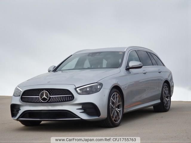 mercedes-benz e-class-station-wagon 2024 CFJ1755763 image 1