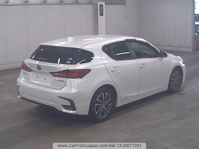 lexus ct 2018 quick_quick_DAA-ZWA10_ZWA10-2324780 image 2