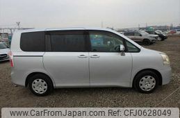 toyota noah 2008 NIKYO_KH17519