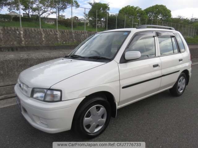 ford festiva-mini-wagon 1997 CFJ7776733 image 1