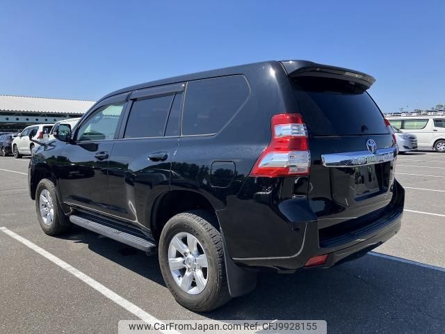 toyota land-cruiser-prado 2017 quick_quick_CBA-TRJ150W_TRJ150-0071427 image 2