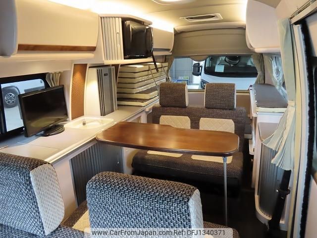 toyota hiace-van 2018 GOO_JP_700040301030250626001 image 1