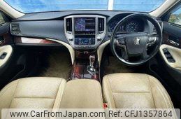 toyota crown 2013 504928-931139
