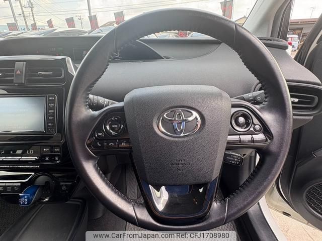 toyota prius 2019 CFJ1708980 image 2