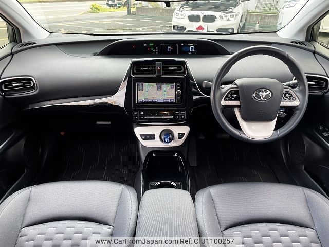 toyota prius-phv 2017 -TOYOTA--Prius PHV DLA-ZVW52--ZVW52-3052319---TOYOTA--Prius PHV DLA-ZVW52--ZVW52-3052319- image 2