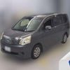toyota noah 2013 CFJ1601742 image 1