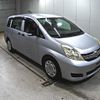 toyota isis 2012 CFJ1728535 image 1