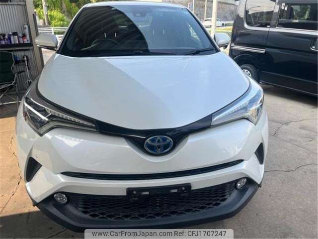 toyota c-hr 2017 CFJ1707247 image 2