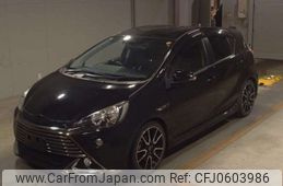 toyota aqua 2014 -TOYOTA--AQUA DAA-NHP10--NHP10-2350169---TOYOTA--AQUA DAA-NHP10--NHP10-2350169-