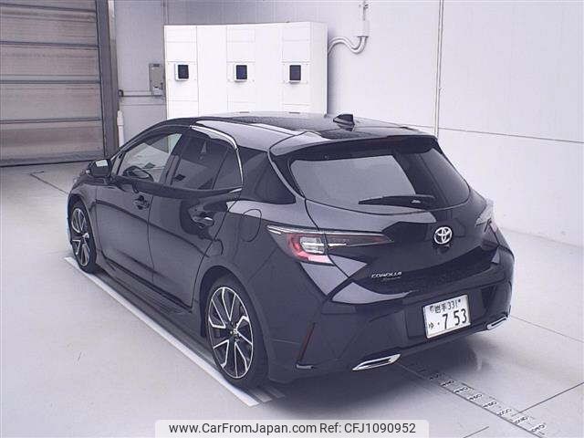 toyota corolla-sport 2018 -TOYOTA--Corolla Sport NRE210H-1003429---TOYOTA--Corolla Sport NRE210H-1003429- image 2