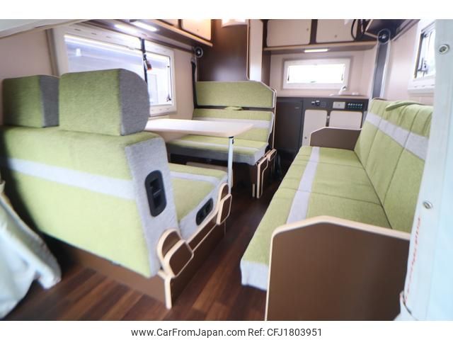 toyota townace-truck 2018 CFJ1803951 image 2