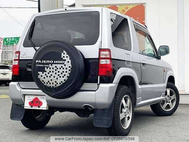 mitsubishi pajero-mini 2011 504928-925472 image 2