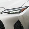 lexus is 2022 CFJ1789503 image 8