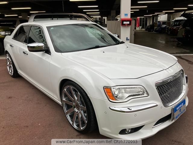 chrysler 300 2015 CFJ1770993 image 2