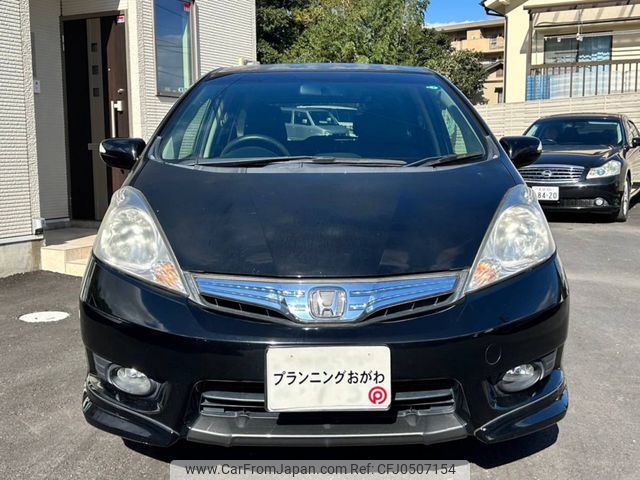 honda fit-shuttle-hybrid 2013 CARSENSOR_JP_AU6070748705 image 2