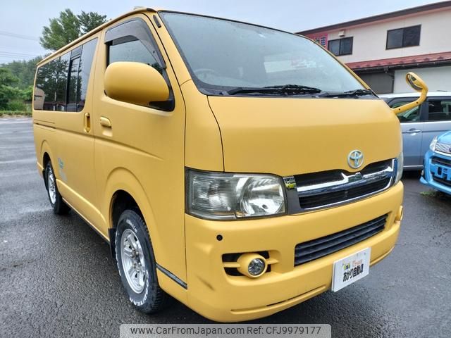 toyota regiusace-van 2005 GOO_JP_700090373030240707001 image 1