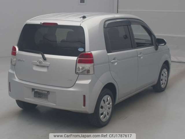 toyota spade 2017 CFJ1787617 image 2