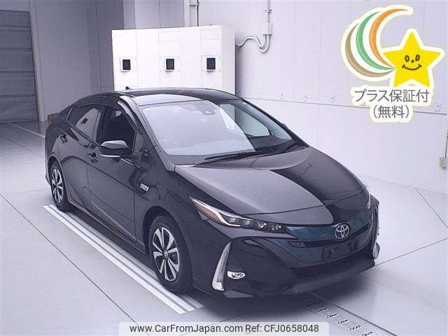 toyota prius-phv 2018 -TOYOTA--Prius PHV ZVW52-3071698---TOYOTA--Prius PHV ZVW52-3071698- image 1