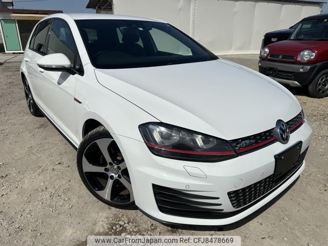 volkswagen golf-gti 2014 quick_quick_AUCHH_WVWZZZAUZEW236570 image 1