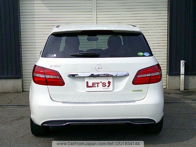 mercedes-benz b-class 2017 CFJ1834144 image 2