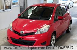 toyota vitz 2013 -TOYOTA--Vitz KSP130-2100311---TOYOTA--Vitz KSP130-2100311-