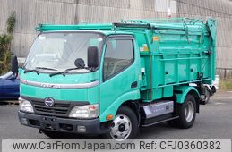 hino dutro 2011 24121102