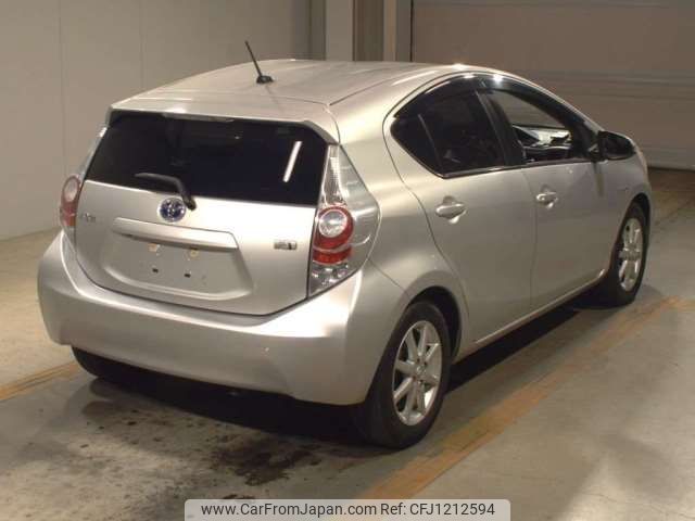 toyota aqua 2013 -TOYOTA 【北九州 503】--AQUA DAA-NHP10--NHP10-6191382---TOYOTA 【北九州 503】--AQUA DAA-NHP10--NHP10-6191382- image 2