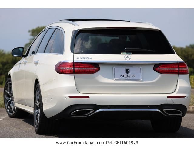 mercedes-benz e-class-station-wagon 2022 CFJ1601973 image 2