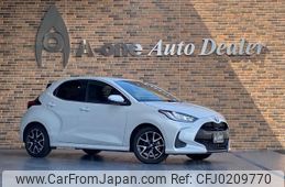 toyota yaris 2023 quick_quick_6AA-MXPH10_MXPH10-2118503