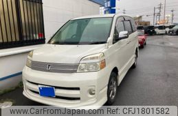 toyota voxy 2006 CFJ1801582