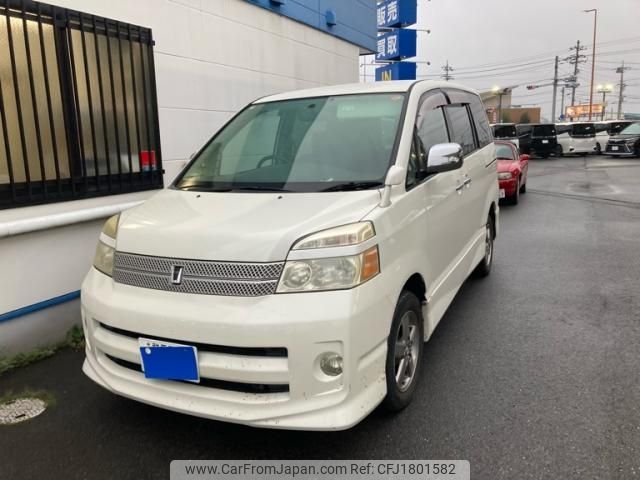 toyota voxy 2006 CFJ1801582 image 1
