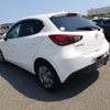 mazda demio 2019 CFJ1594600 image 3